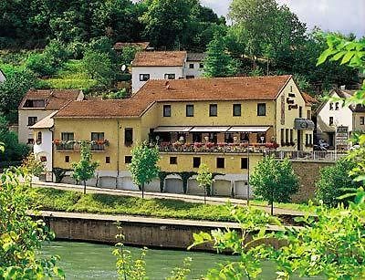 Hotel Haus Schons Mettlach Exterior foto